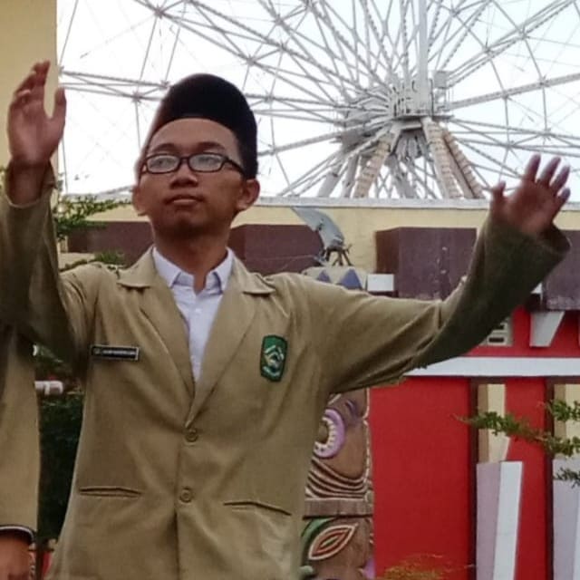 Hilmi Harsya Ilma - Photo 4